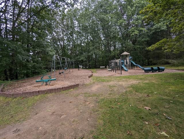 Presidential Estates Park - Image 1
