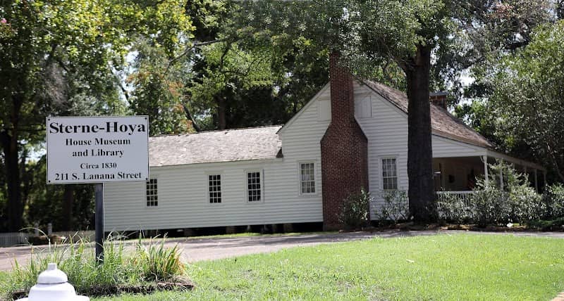 Sterne-Hoya House Museum and Library - Image 2