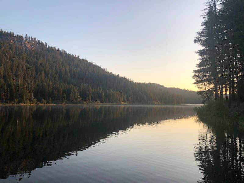 Bonaparte Lake Overview - Image 2