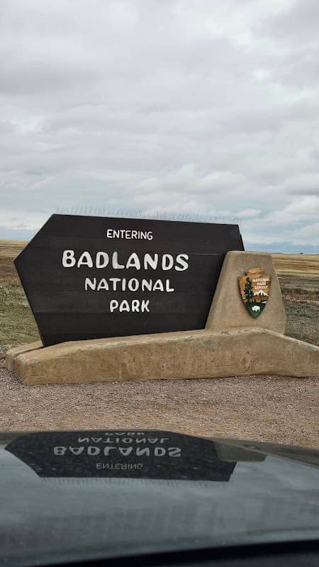Badlands National Park Sign - Image 2