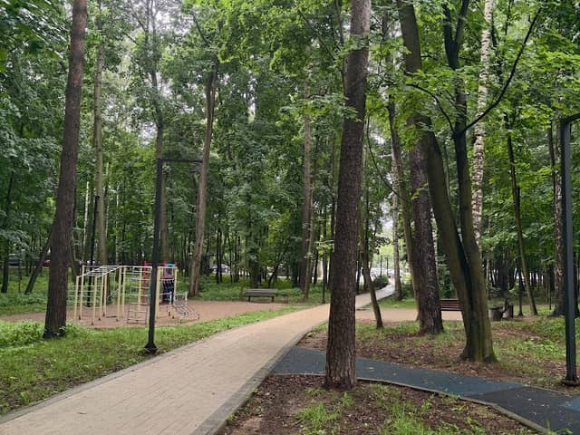 Park Lapsa - Image 1