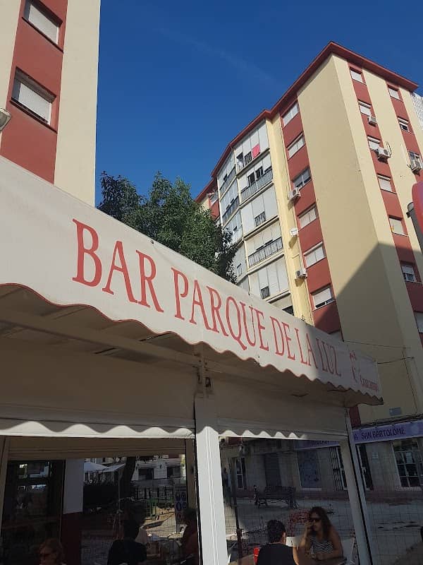 Plaza Parque De La Luz - Image 1