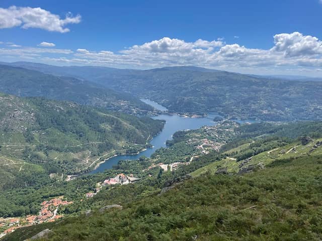 Baloiço do Miradouro de São Bento - Image 1