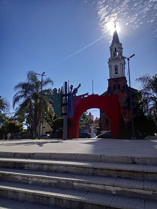 Ferre Park - Image 1