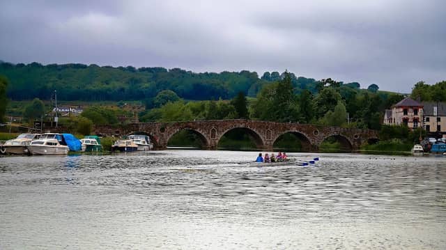 Tinnahinch Barrow River Tow Path - Image 1