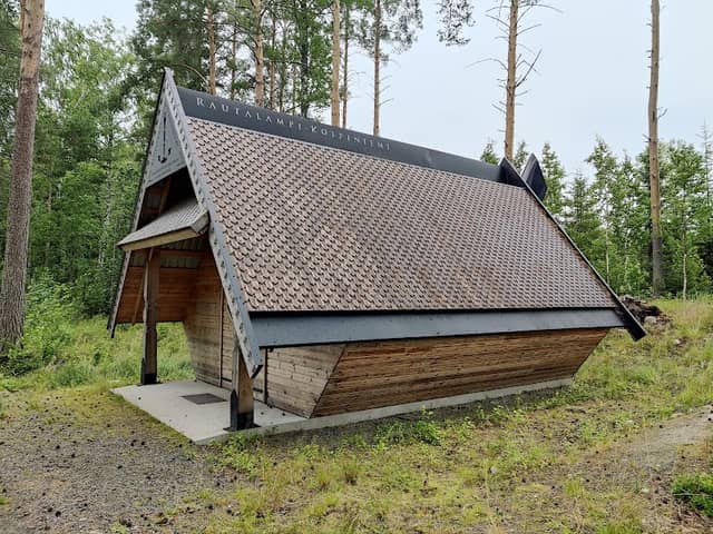 Soututie Lean-to Shelter - Image 1
