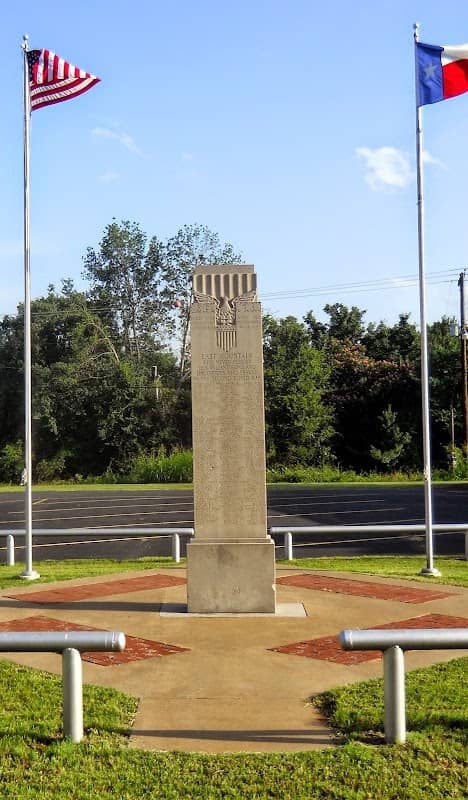 East Mountain Veterans Memorial Plaza - Image 2