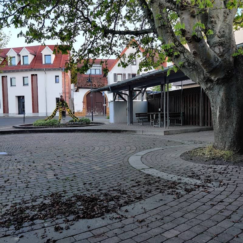 Dorfplatz Mommenheim - Image 1