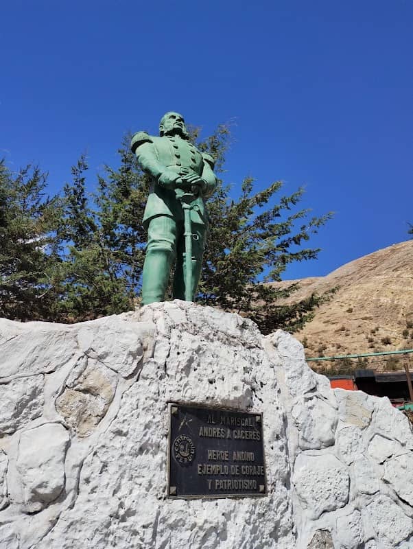 Monumento al Mariscal Andrés Avelino Cáceres - Image 1