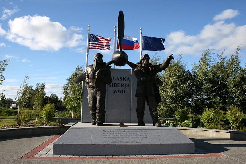 Lend Lease Monument - Image 1