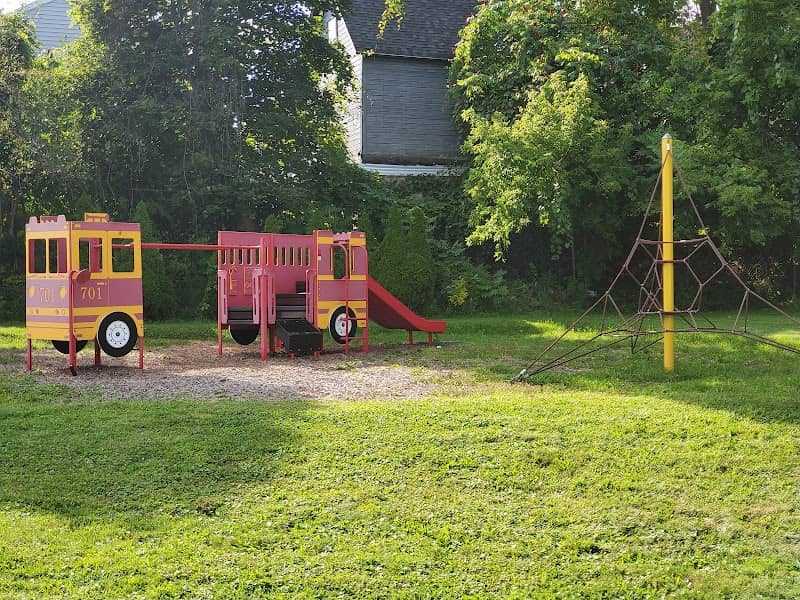 Sheridan Park - Image 1