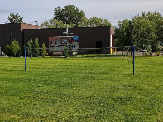 Sheridan Park - Image 2