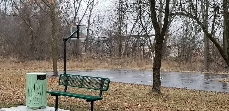 Lakelands Trailhead Parking - Stockbridge - Image 1