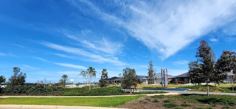 Central Lakeview Reserve - Image 1
