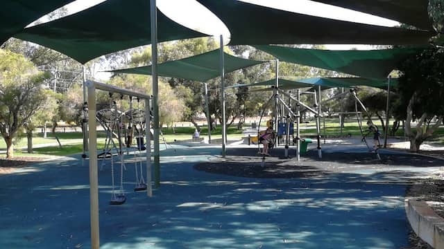 Macaulay Park - Image 2