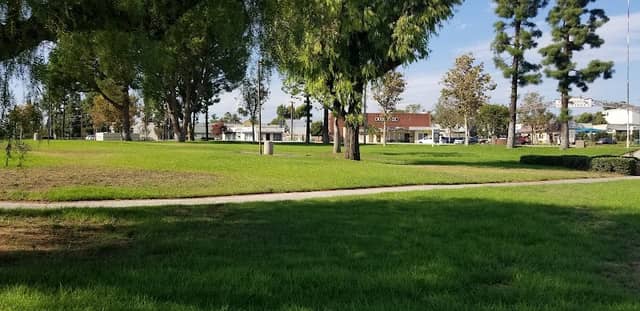 Richard Nixon Park - Image 1