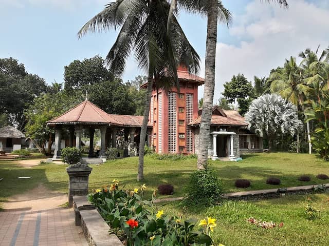 Kumaranasan Memorial Thonnakkal, Trivandrum - Image 1