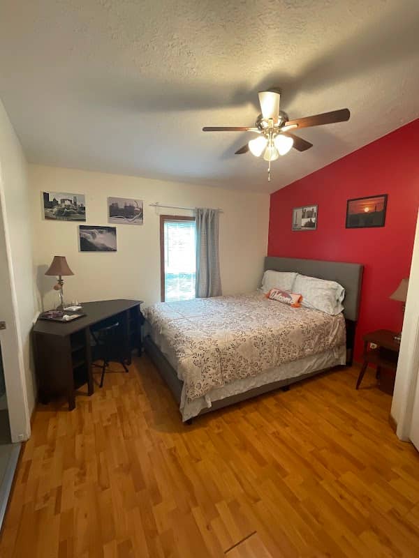 Khan's Bed and Breakfast at Cosby TN - Image 1