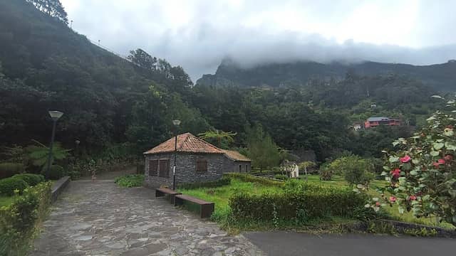 Sao Vicente Caves - Image 3