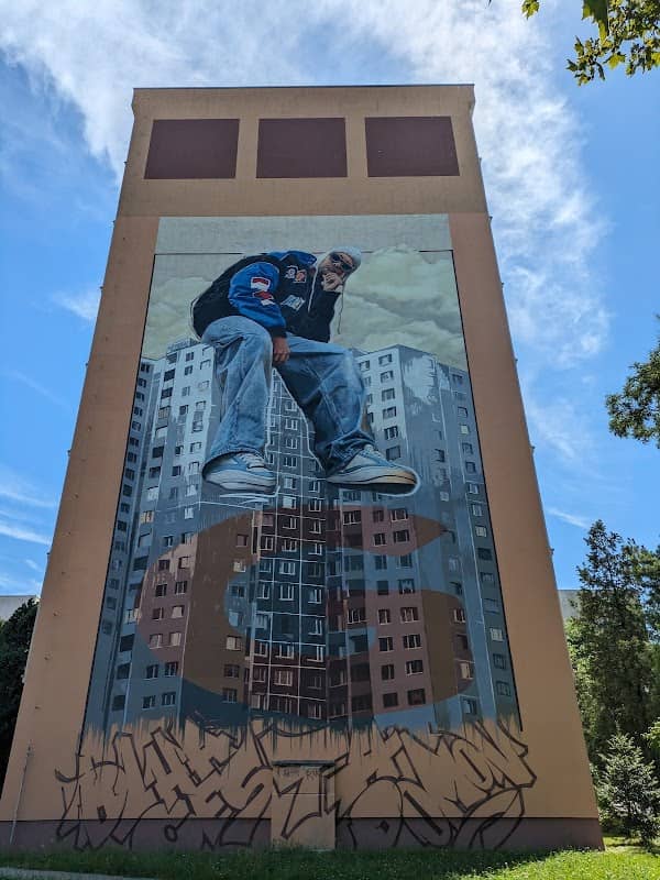 BBG mural - Image 2