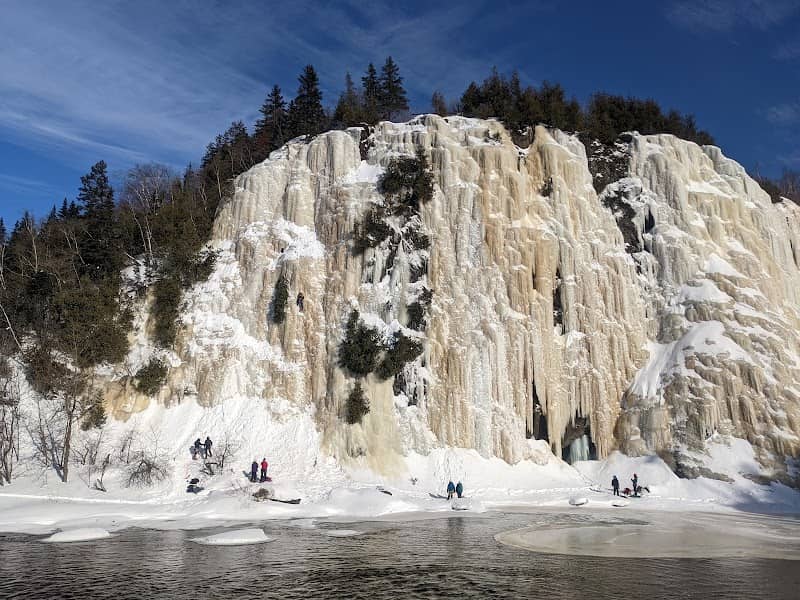 Parc des Chutes - Image 3