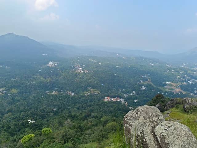 Metukuzhi view point road - Image 2