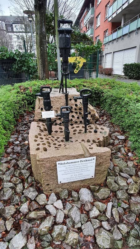 Bohrhammer Denkmal - Image 1