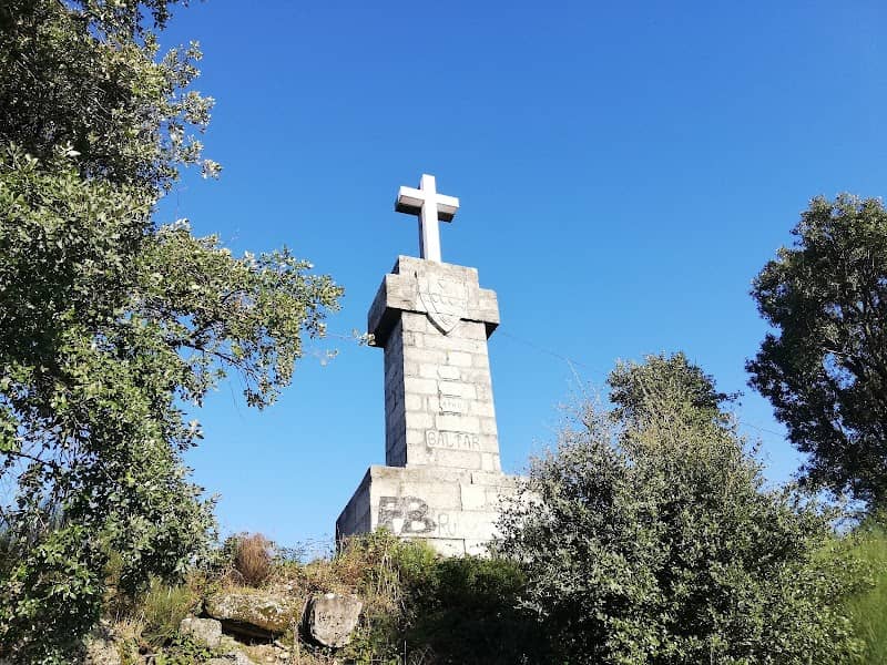 Cruzeiro da Serra do Muro - Image 1