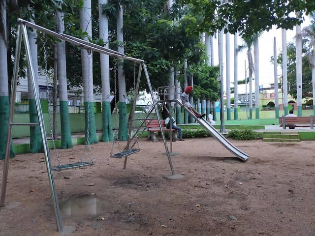 Maduravoyal park - Image 1