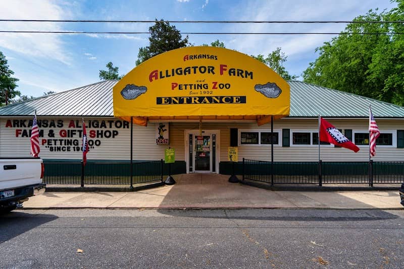 Arkansas Alligator Farm & Petting Zoo - Image 1