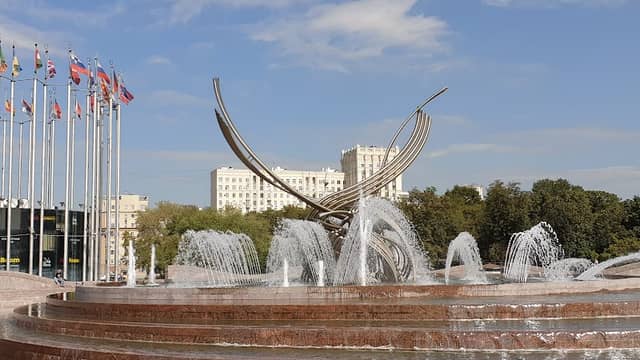 Abduction of Europa Fountain - Image 1