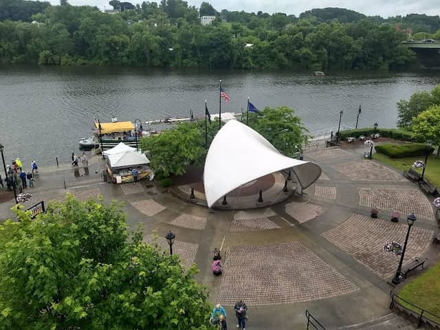 Riverlink Park - Image 2