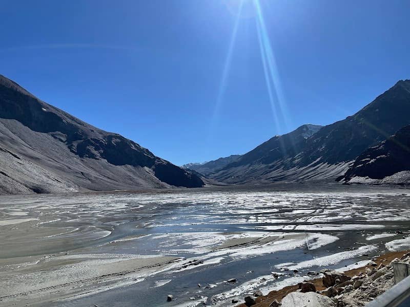 Yunam Tso - Image 1