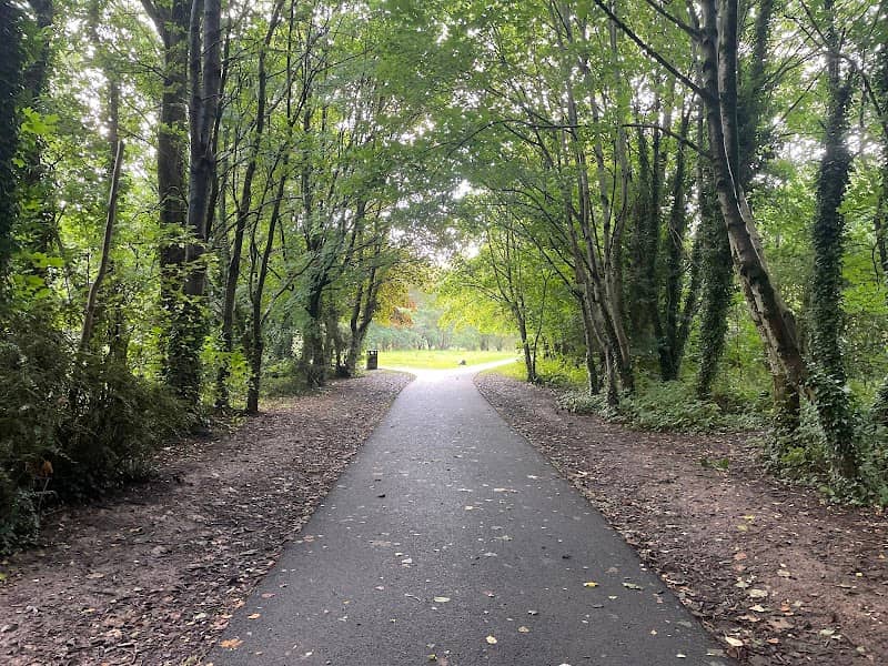 Valley Park - Image 1