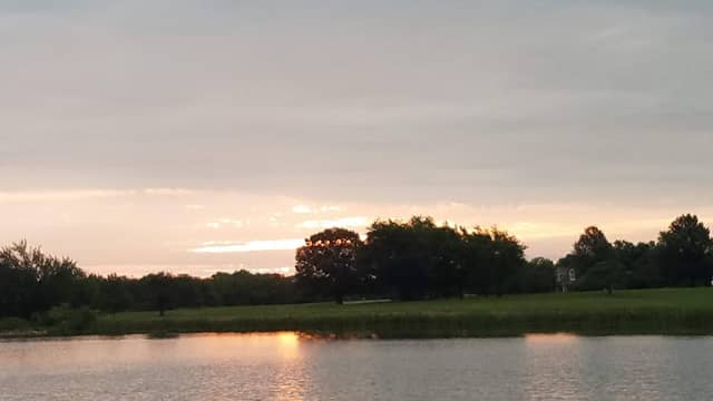 Lions Park Shelter - Lake Miola - Image 2