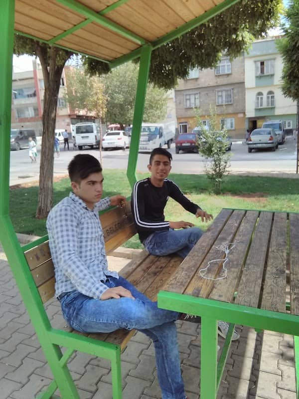 Dinlenme Ve Çocuk Parkı - Image 1