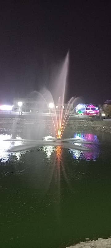 Vishwakarma Lake and Garden - Image 1