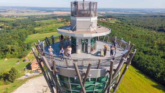 Vinarium Tower - Image 3