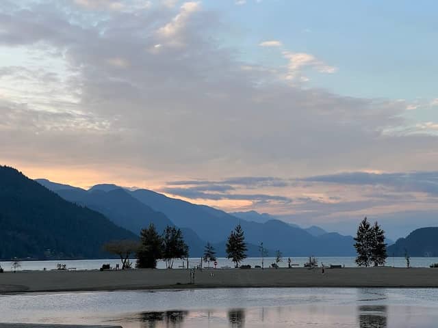Harrison Lake Plaza - Image 1