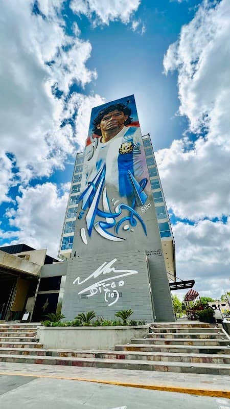 Mural de Maradona en Canning - Image 1