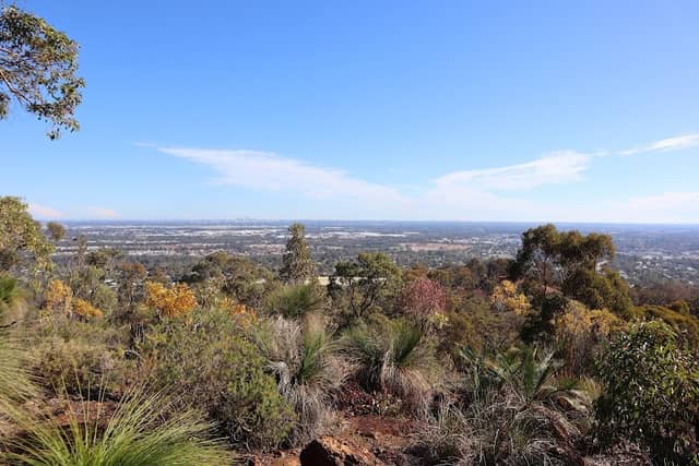Greenmount Lookout - Image 1