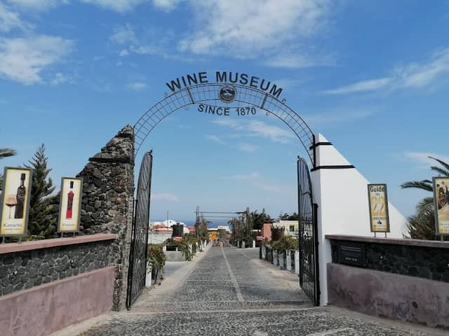 Santorini Wine Museum - Image 2