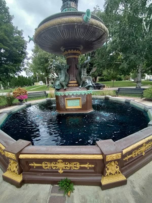 Birge Fountain - Image 1