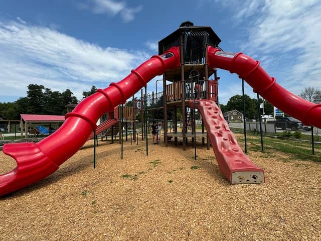 Centre Hastings Park - Image 1