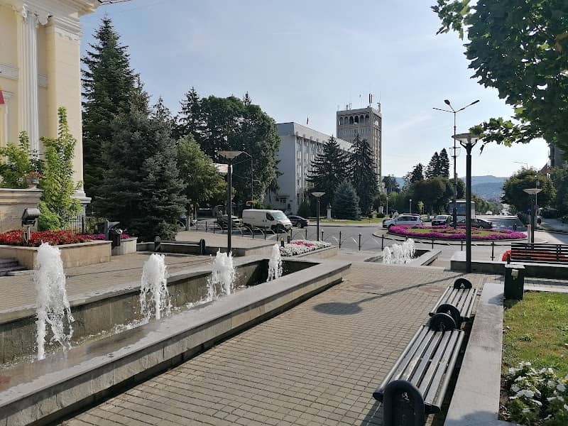 Fântânile statuiei - Image 2
