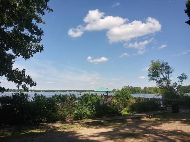 Lakeview Park - Image 1