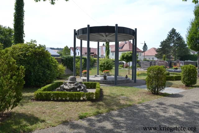 Kriegerdenkmal - Image 1