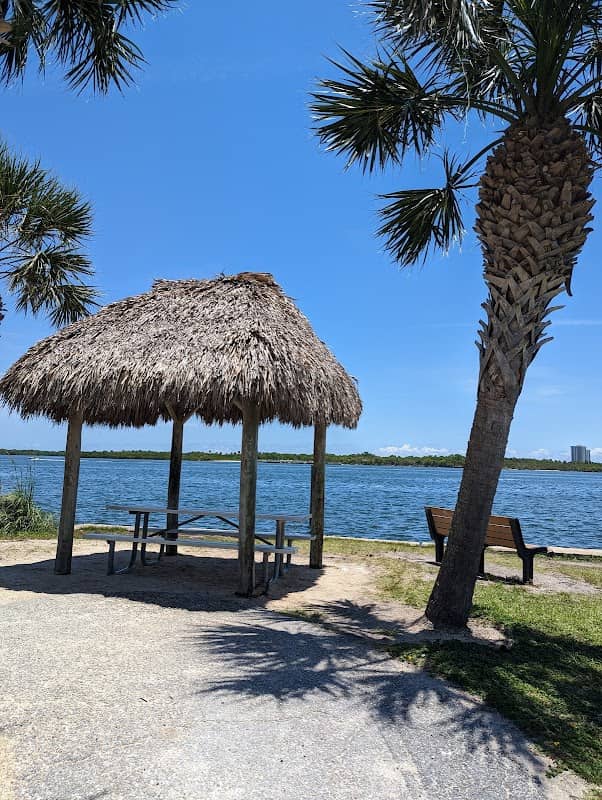 Lakeside Park - Image 1