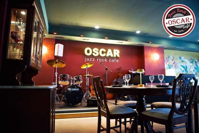 Oscar Cafe - Restaurant - Image 1