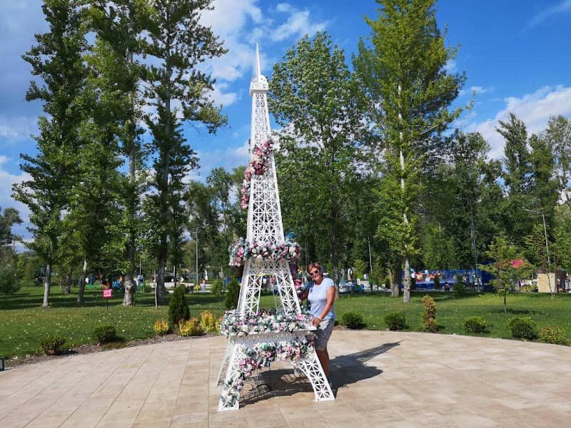 Tsentral'nyy Gorodskoy Park - Image 1